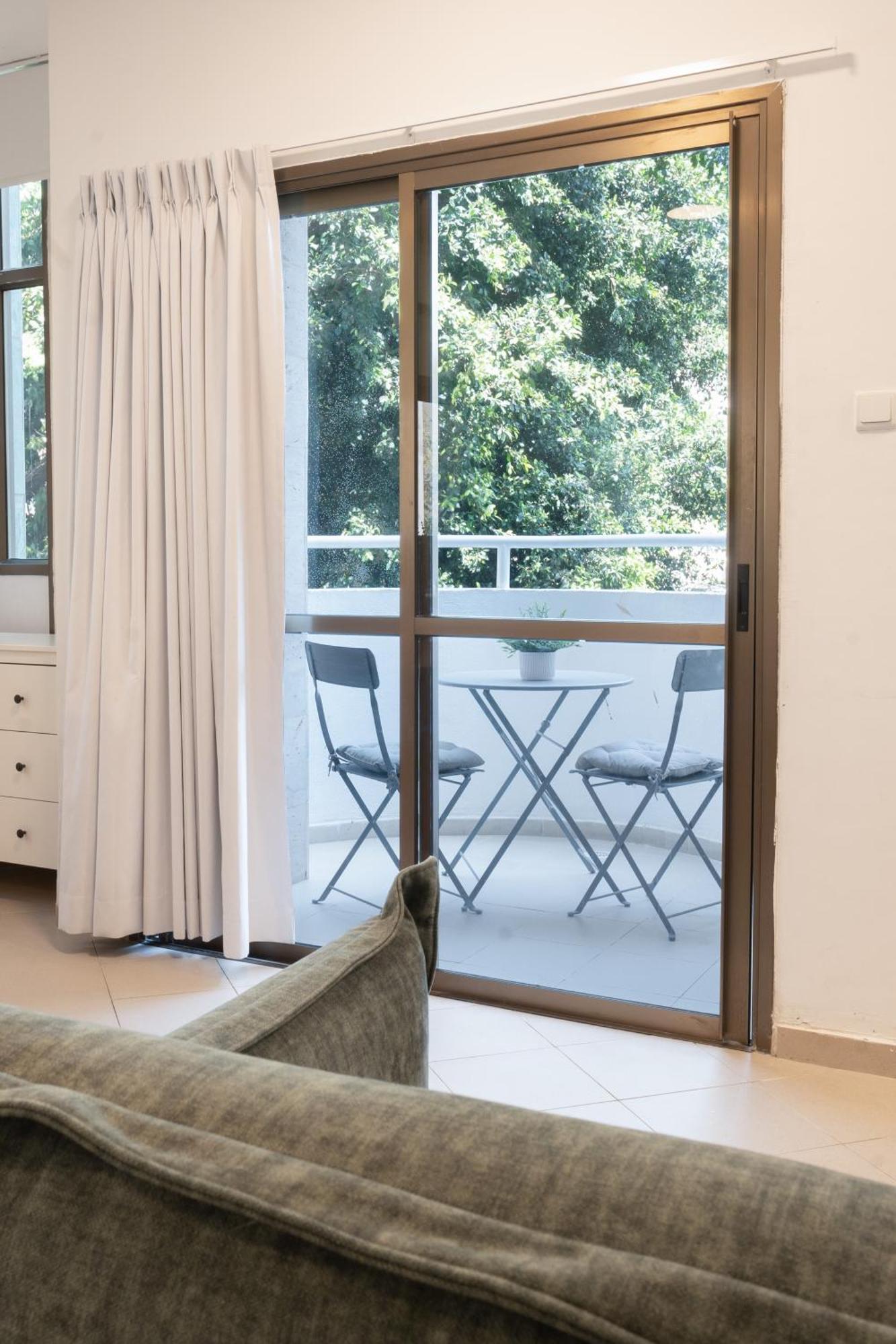Eliezer Ben Yehuda Residence With Shelter Тел Авив Екстериор снимка