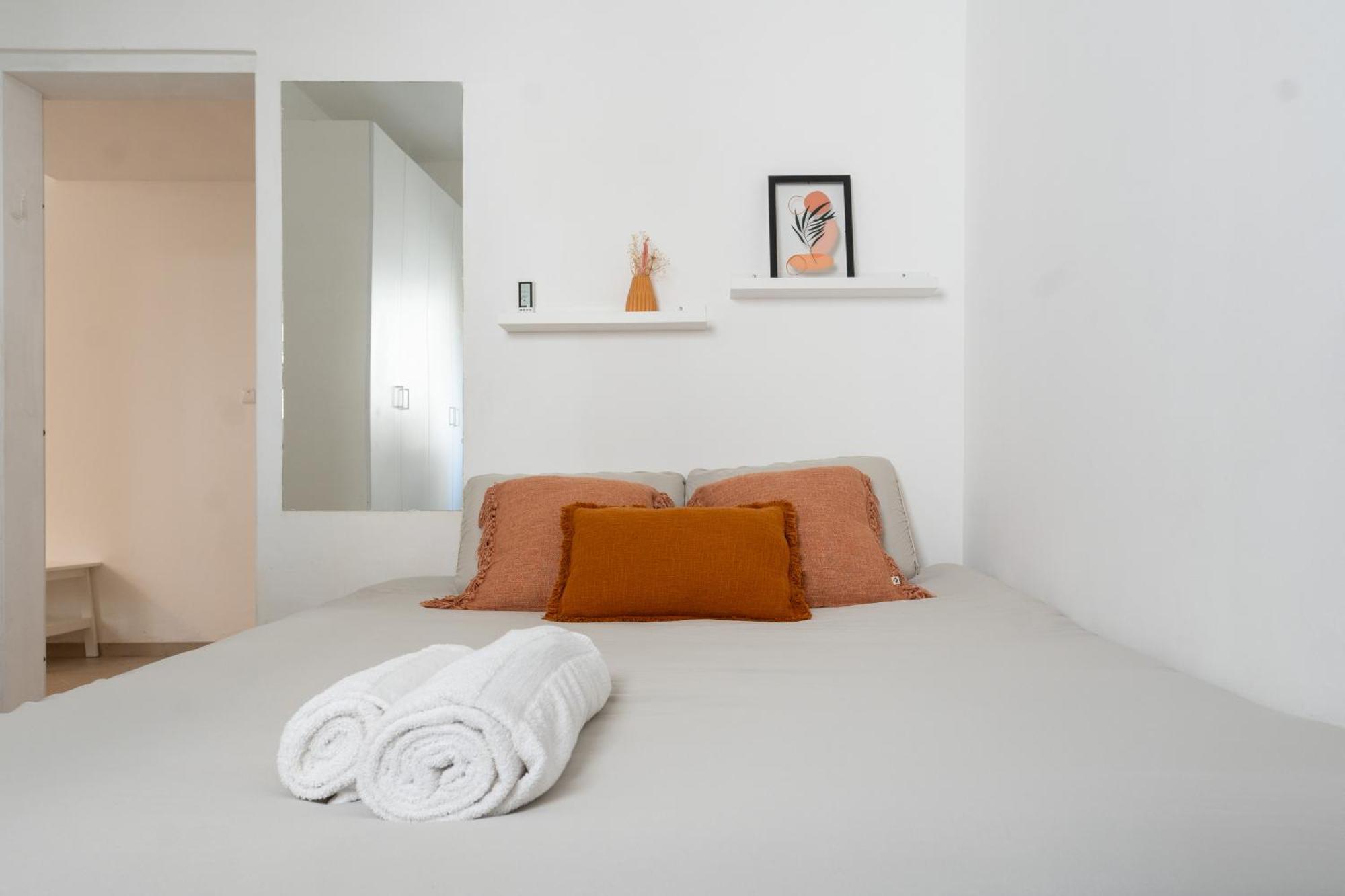 Eliezer Ben Yehuda Residence With Shelter Тел Авив Екстериор снимка