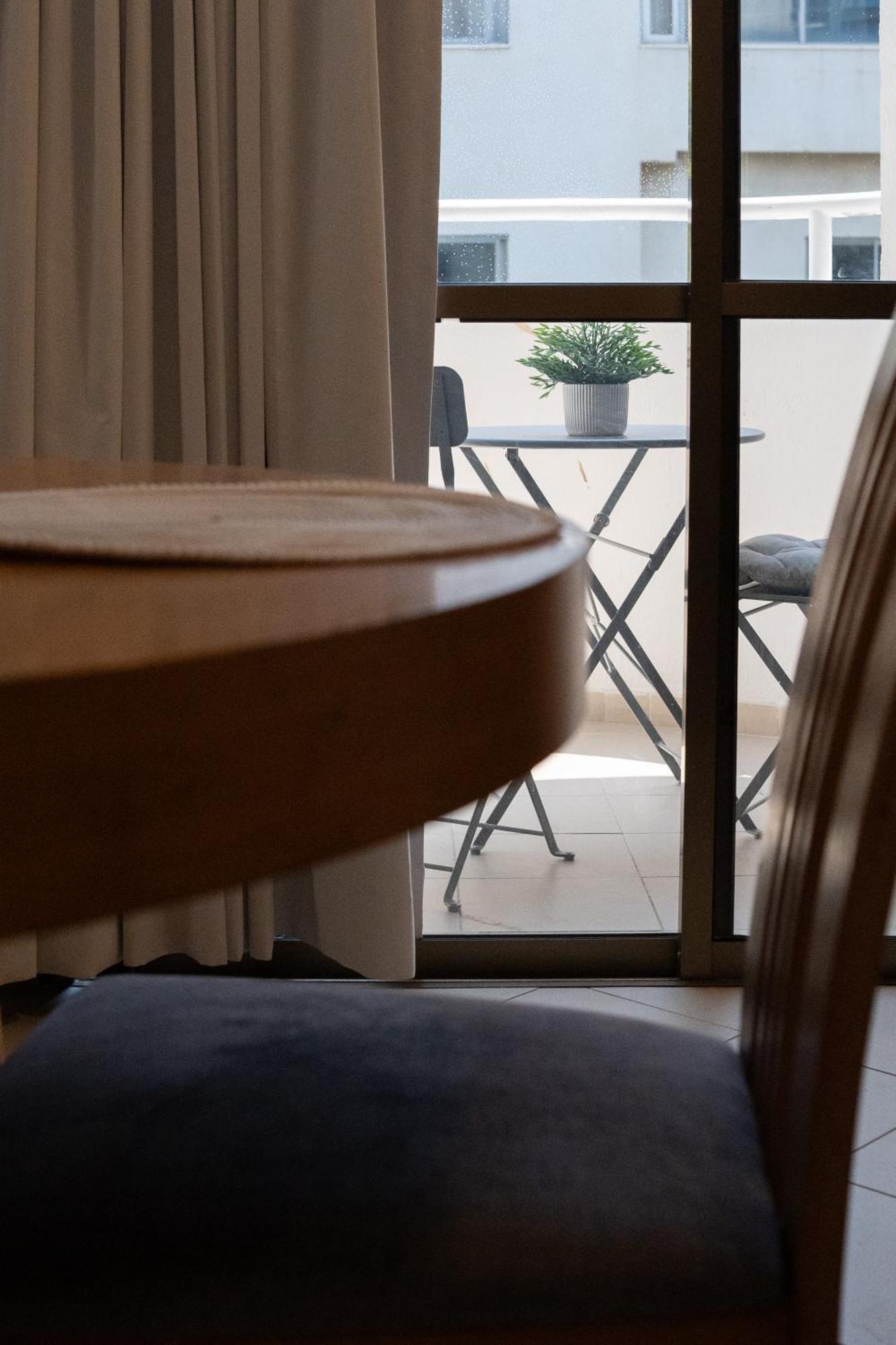 Eliezer Ben Yehuda Residence With Shelter Тел Авив Екстериор снимка